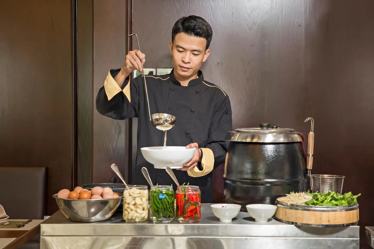 Cosmos Hotel Danang  Дананг